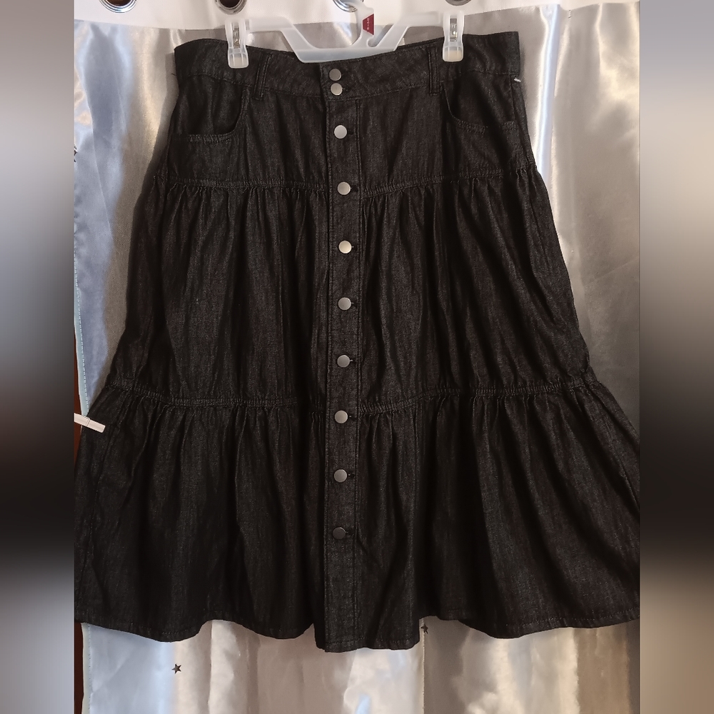 TIME AND TRU denim flowy skirt